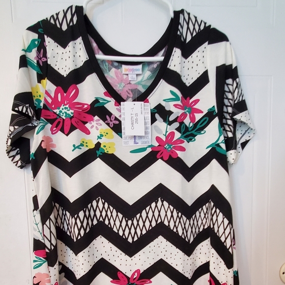 Lularoe shirts - Picture 10 of 16